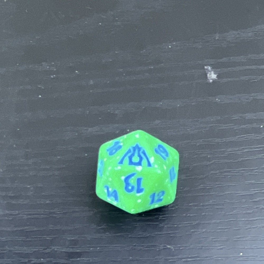 MTG Dragon's Maze Green Spindown D20 Life Counter Die Magic The Gathering Dice